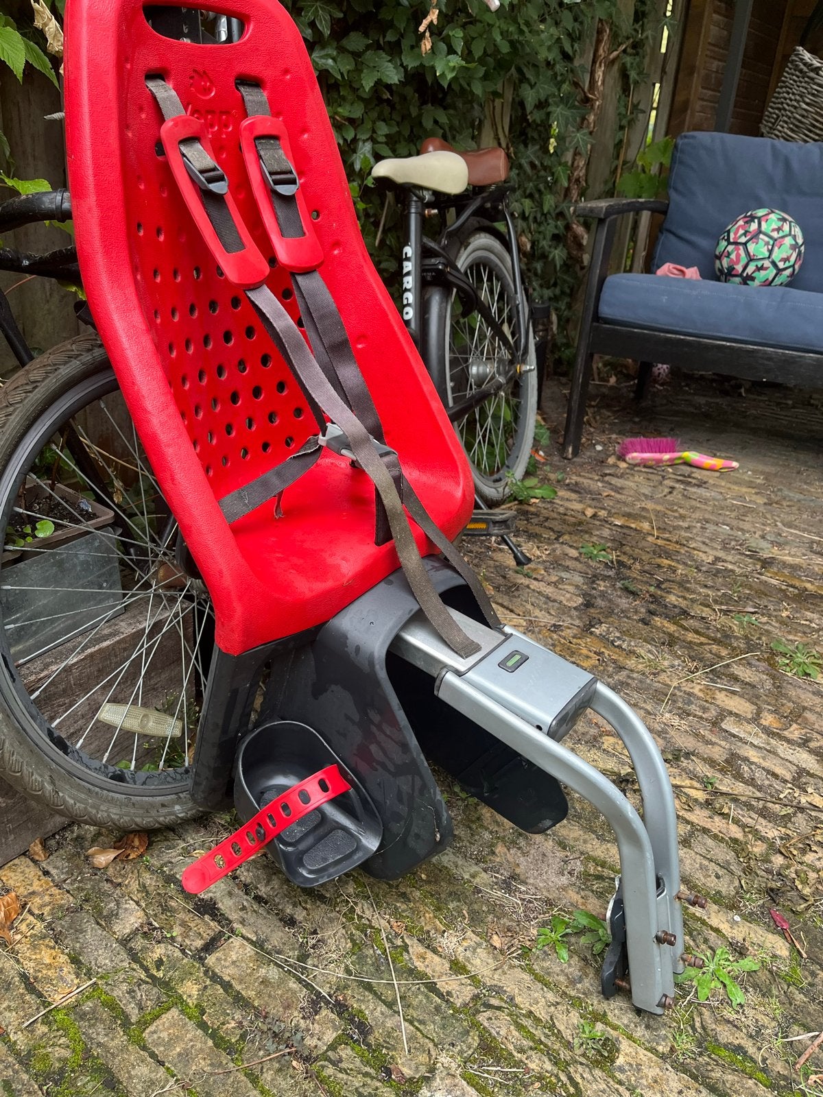 Thule Yepp Maxi Achterzitje met Zadelbuis Adapter, Fietsen en Brommers, Fietsaccessoires | Fietsstoeltjes, Ophalen, Achterzitje