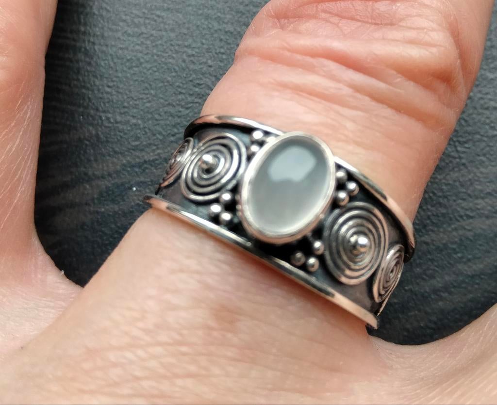 Maansteen ring maat 18,75, Sieraden, Tassen en Uiterlijk, Ringen, 18 tot 19, Verzenden, Wit, Nieuw