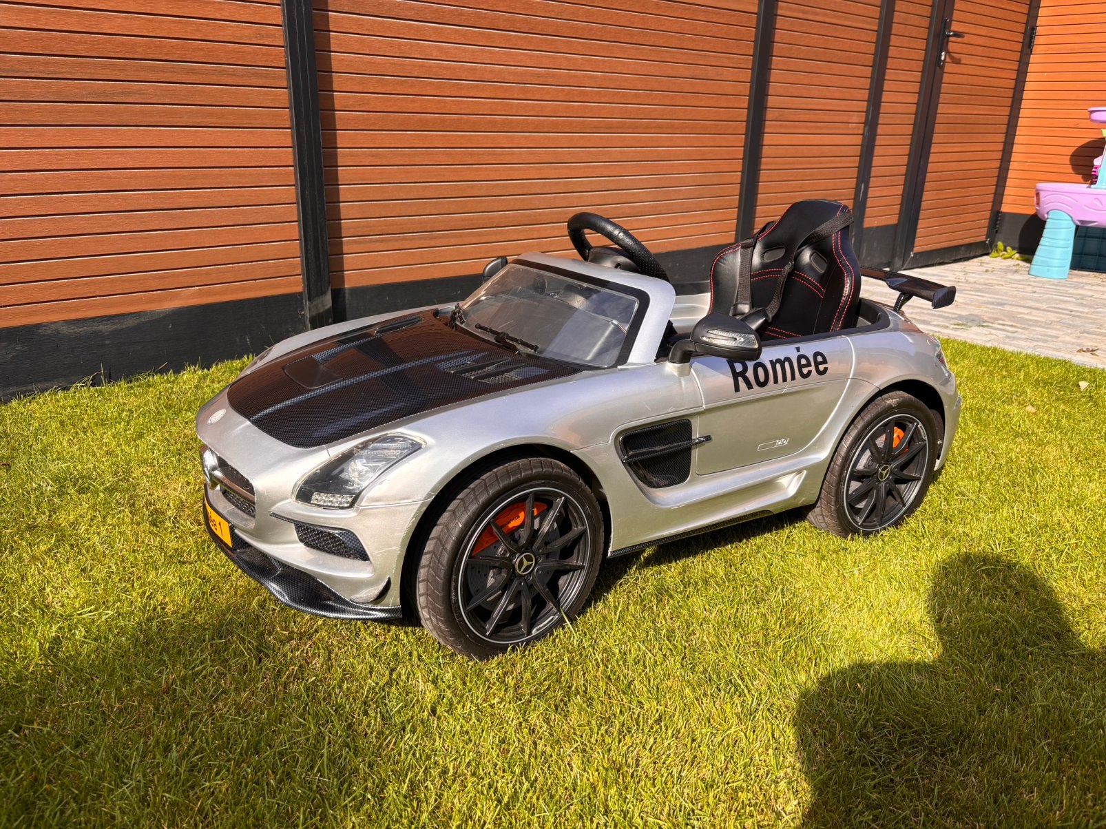 Mercedes-Benz SLS AMG Kinderauto - Zilver, Ophalen, Gebruikt, Afstandsbediening