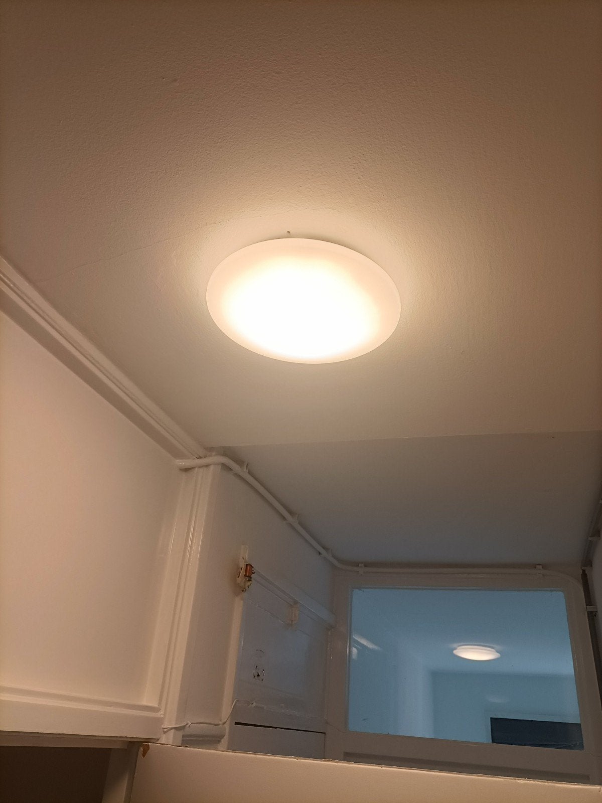Moderne Plafondlamp - Wit, Rond Design, Ophalen, Kunststof, Modern, Zo goed als nieuw