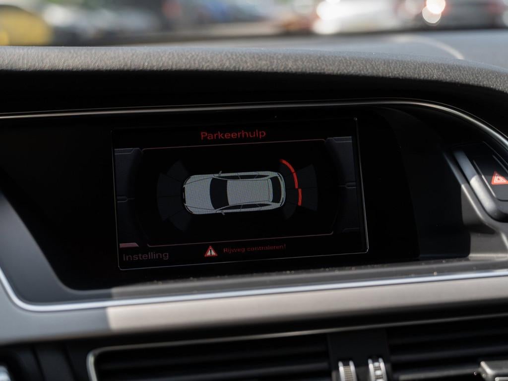 Audi A4 Avant 2.0 TDI S-LINE - AUTOMAAT - STOEL VERW - CLIMA, Auto's, Euro 5, Stof, Gebruikt, Zwart