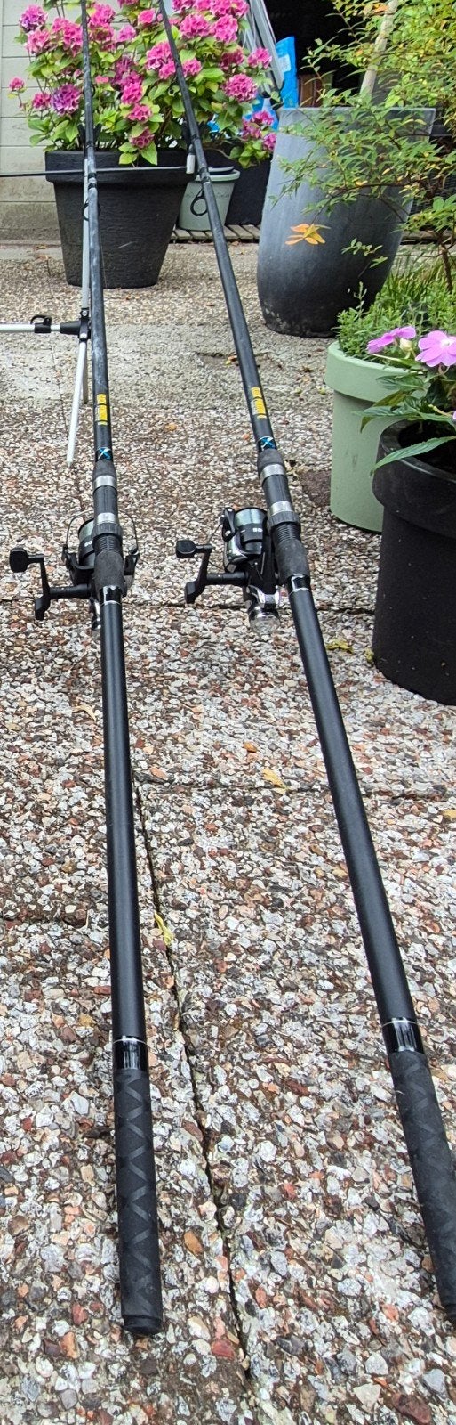 2 x Karperhengel met Fox EOS 5000 vrijloopmolen., Watersport en Boten, Hengelsport | Algemeen, Ophalen, Molen