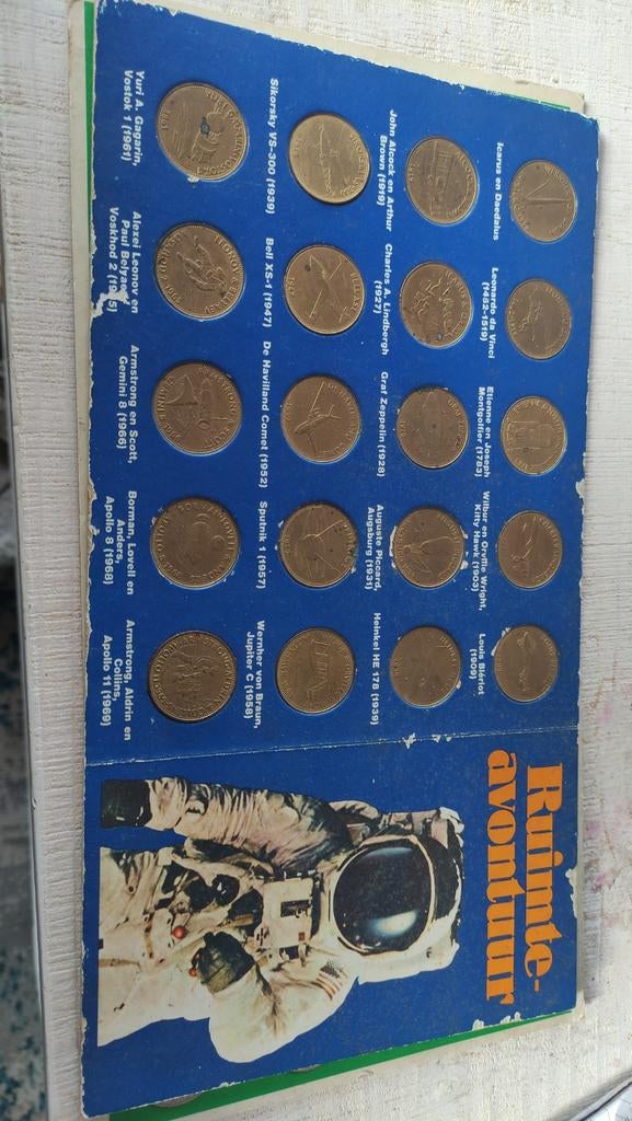 Vintage Shell Ruimteavontuur Munten Album 1969 Compleet, Ophalen of Verzenden