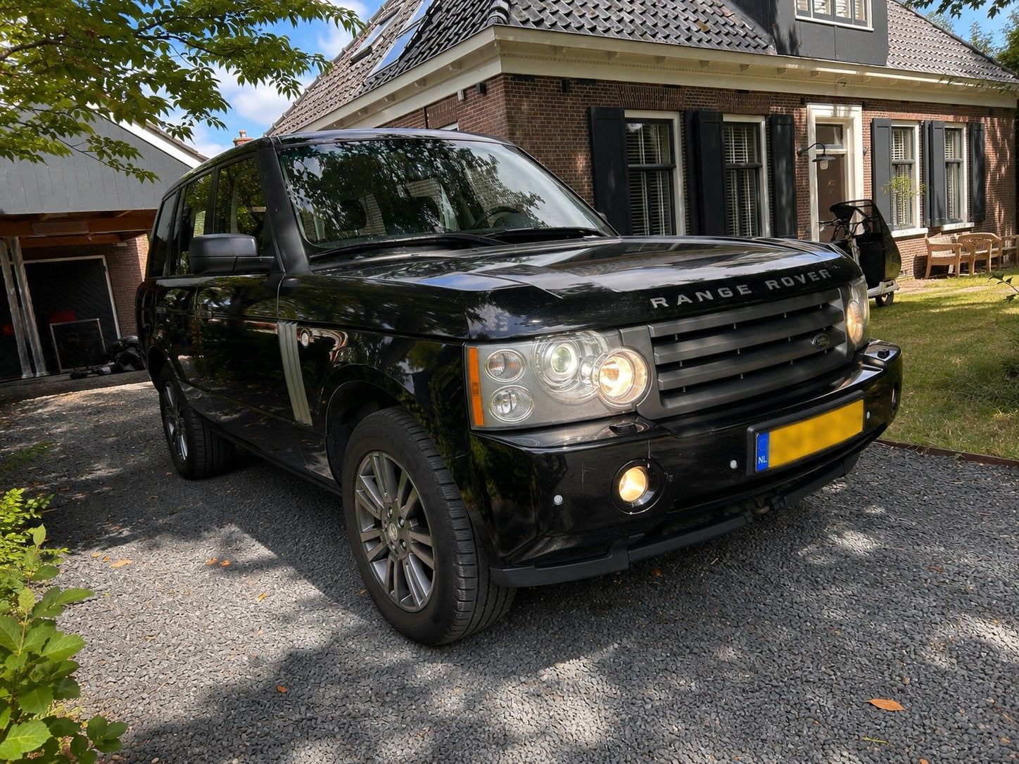 Land Rover Range Rover 3.0 TD6 2005 Zwart, Auto's, Land Rover, Automaat, 313 €/maand, Zwart, Zwart