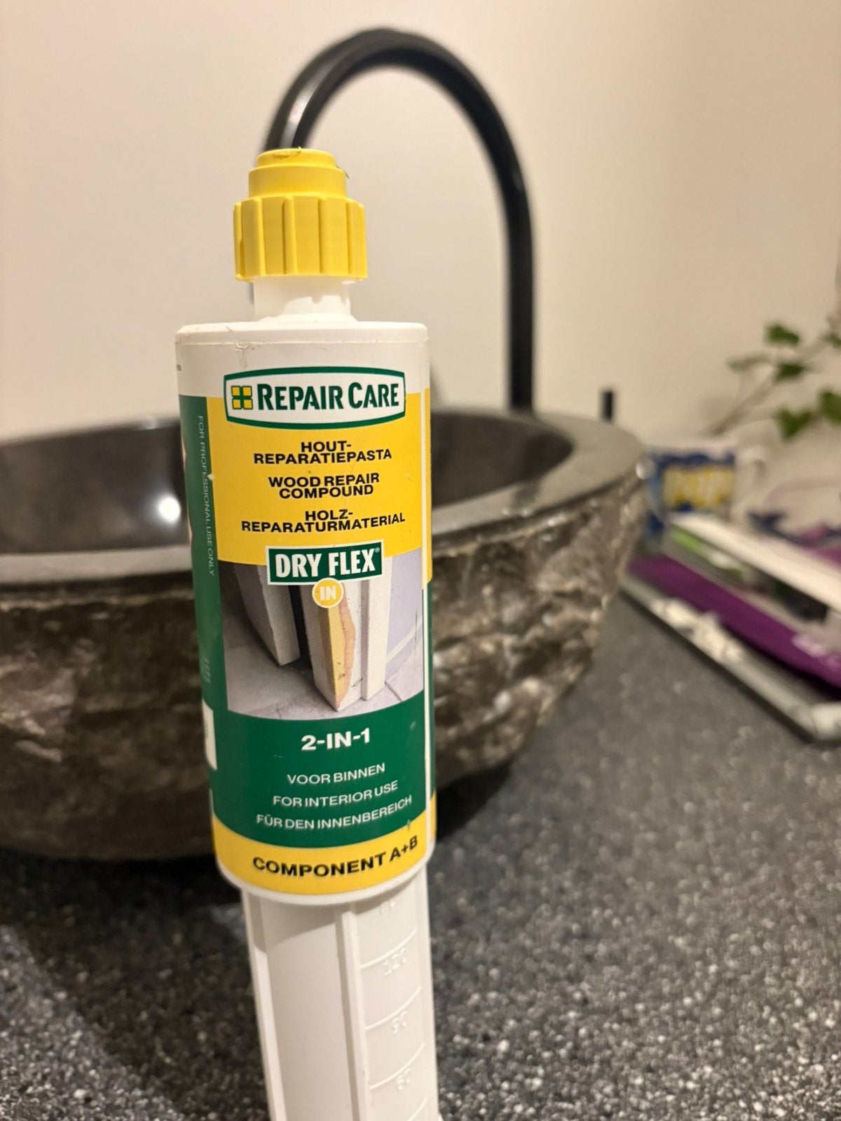 1 tube repair care, Doe-het-zelf en Verbouw, Schildersmaterialen, Ophalen of Verzenden, Zo goed als nieuw, Overige typen