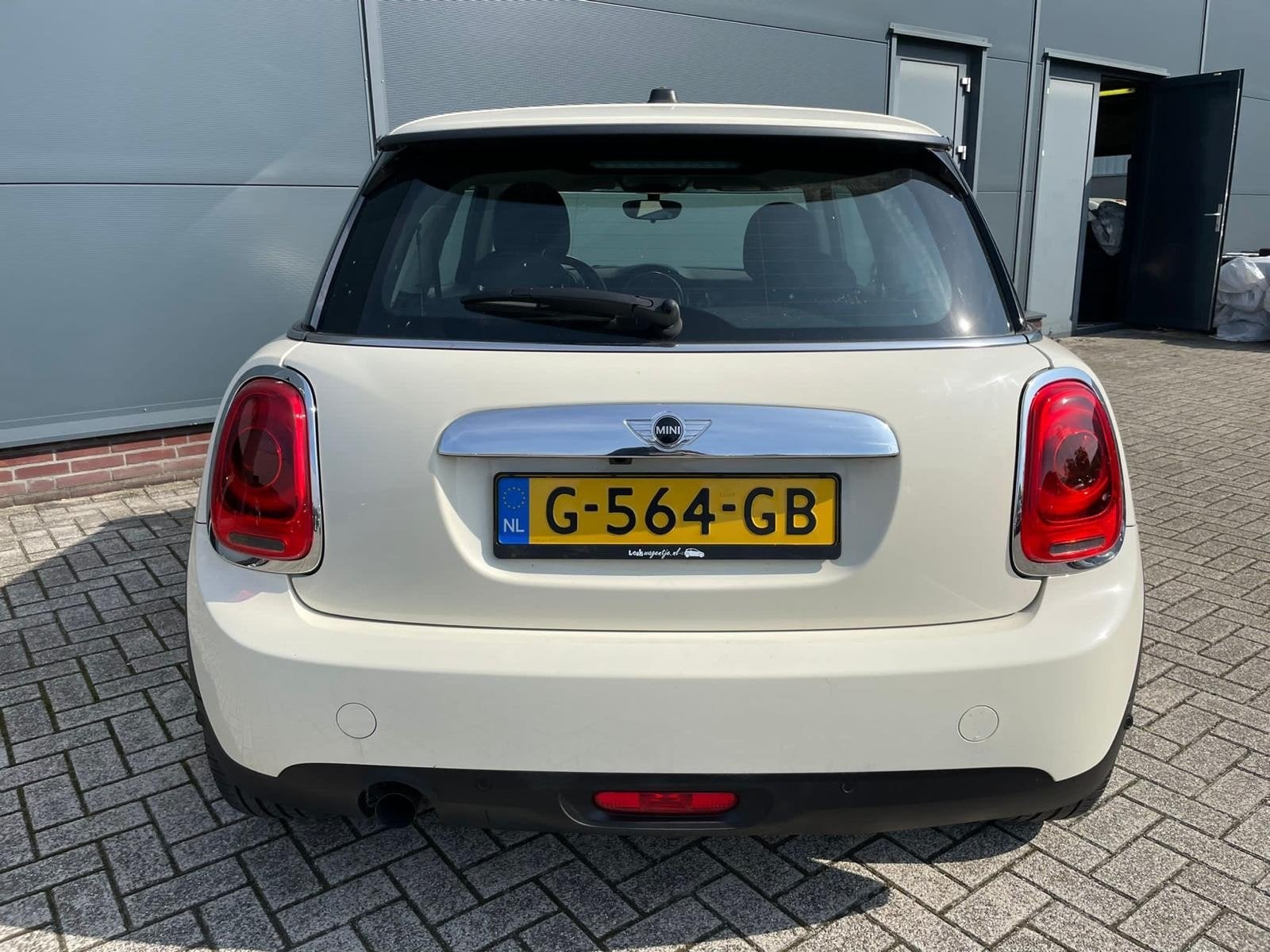 Mini 3-deurs (f56) 1.2 55KW 2015 Wit, Auto's, Voorwielaandrijving, 74 pk, 4 stoelen, 1198 cc