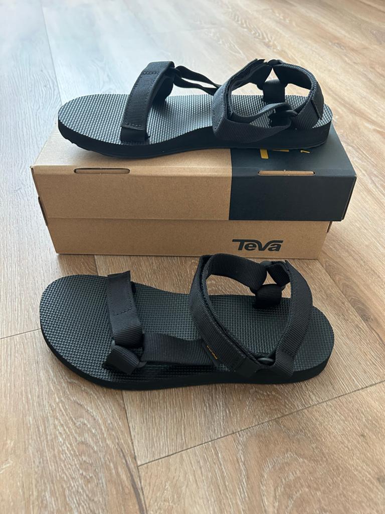 Nieuwe Teva sandalen maat 39 - Zwart, Kleding | Dames, Schoenen, Ophalen of Verzenden, Nieuw, Zwart, Sandalen of Muiltjes