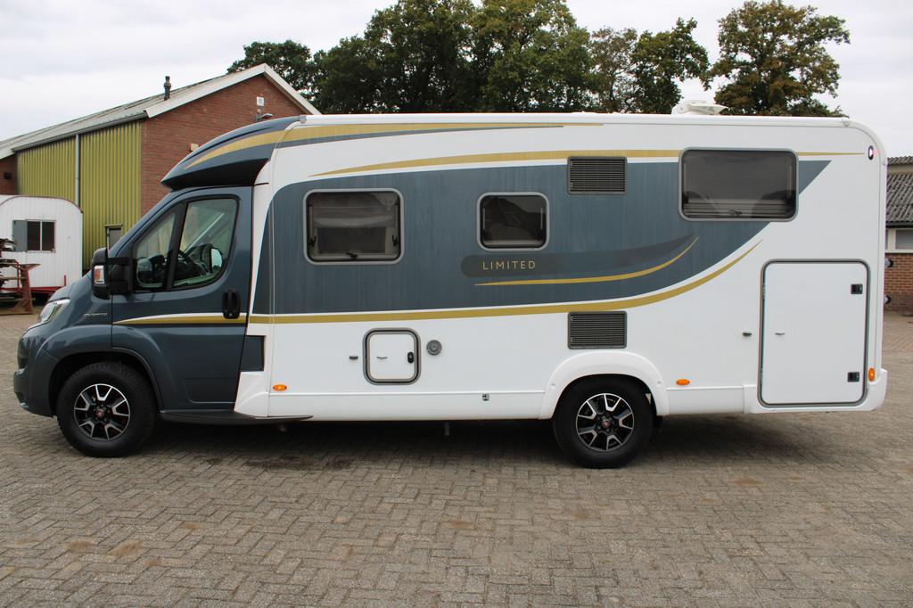 Bürstner LYSEO TD 690 G AUTOMAAT LENGTE BEDDEN NAVI LEER 29, Caravans en Kamperen, Campers, Automaat, Ringverwarming, Autobedrijf van Baalen B.V.