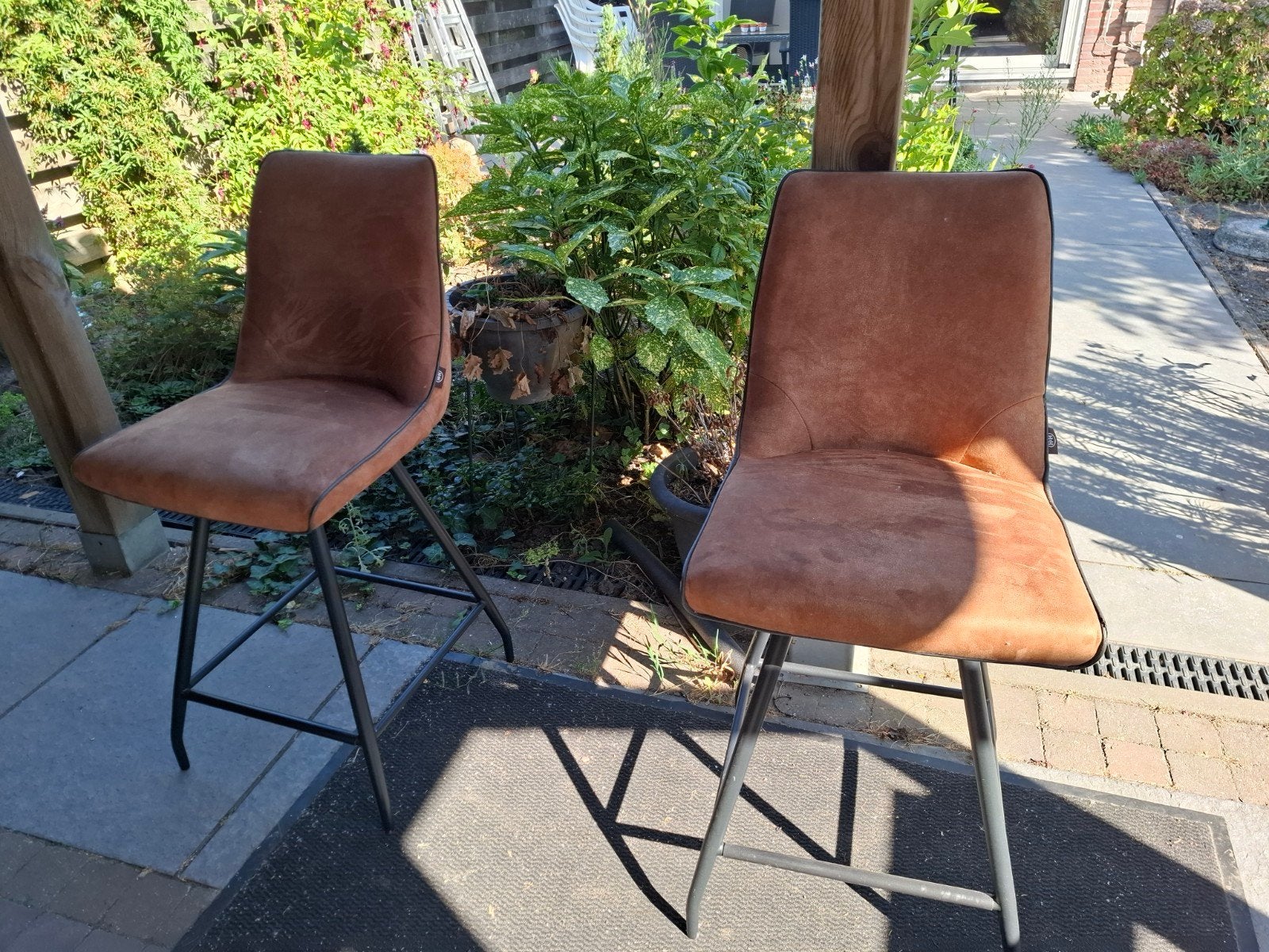 2 barkrukken, Huis en Inrichting, Barkrukken, 2 krukken, Ophalen of Verzenden, 60 tot 90 cm