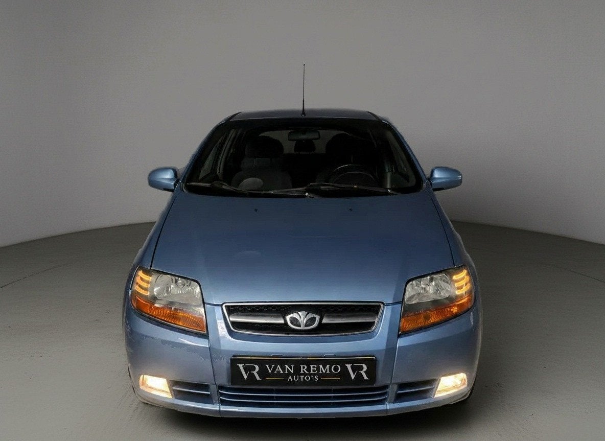 Daewoo Kalos 1.4-16V Automaat|Airco|Pdc|5drs|Nap!, Auto's, Daewoo, 94 pk, Zwart, 4 cilinders, Bedrijf