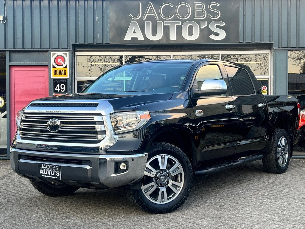 Toyota Tundra 5.7 V8 Double Cab 4x4 1794 edition, Automaat, 2707 kg, Zwart, Vierwielaandrijving