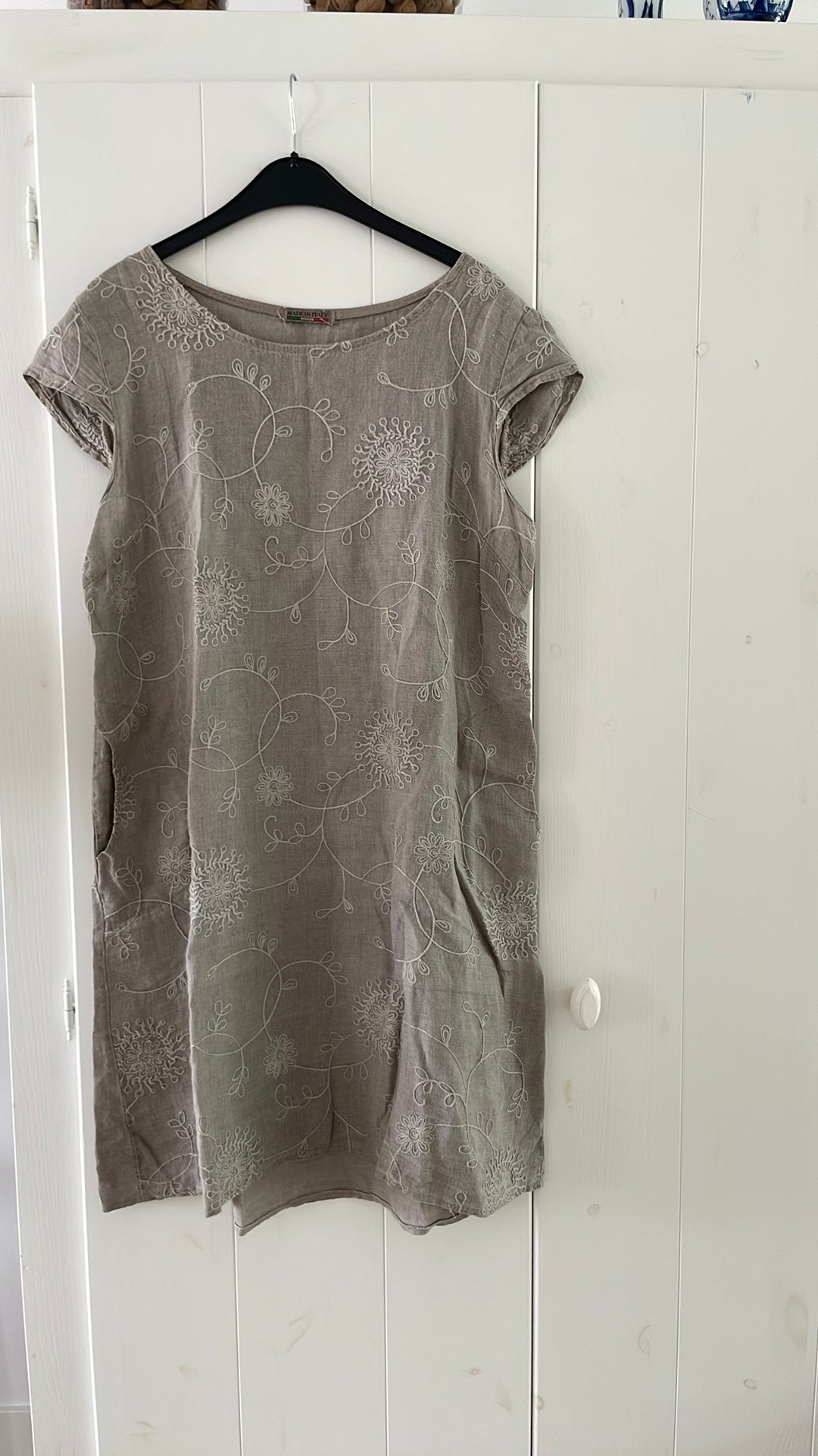 Nieuw linnen jurkje mt M, Ophalen of Verzenden, Nieuw, Beige, Boven de knie