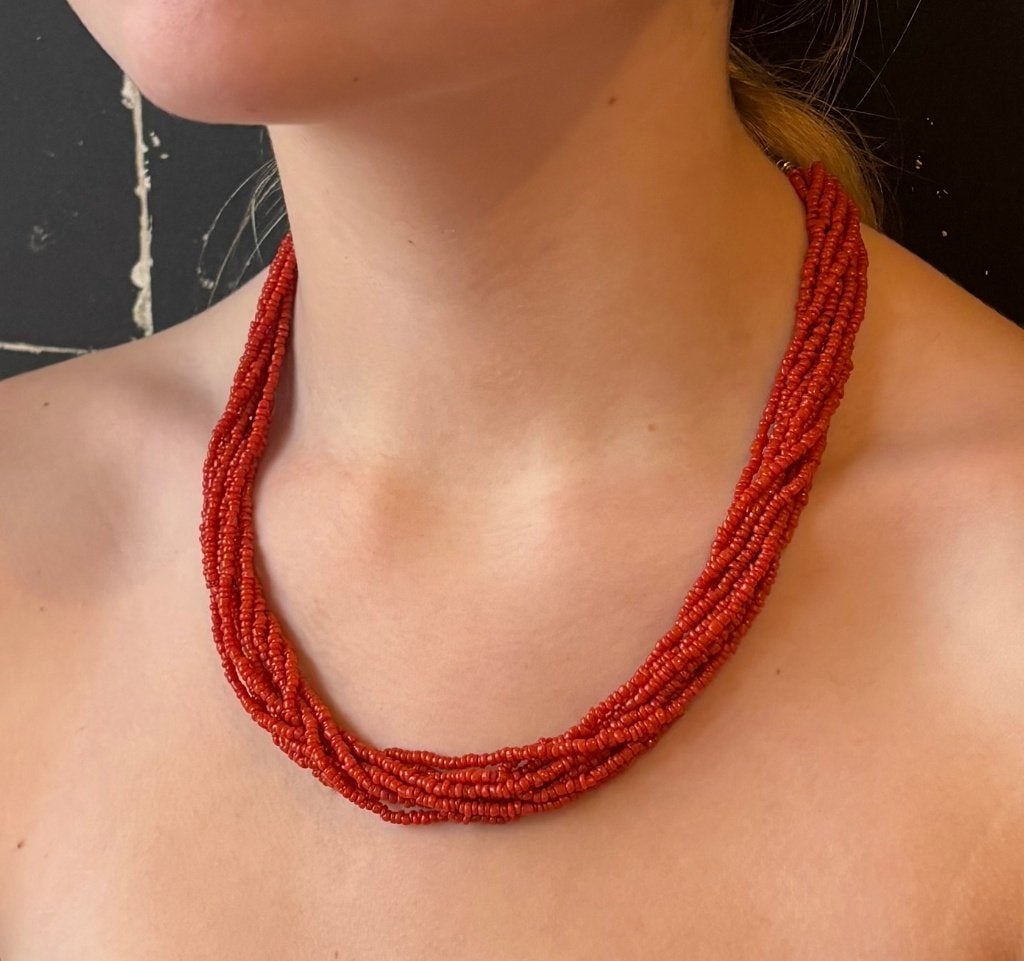Bloedkoraal antieke ketting vintage 9-strengs dames fraai, Verzenden, Overige materialen, Ketting, Met edelsteen