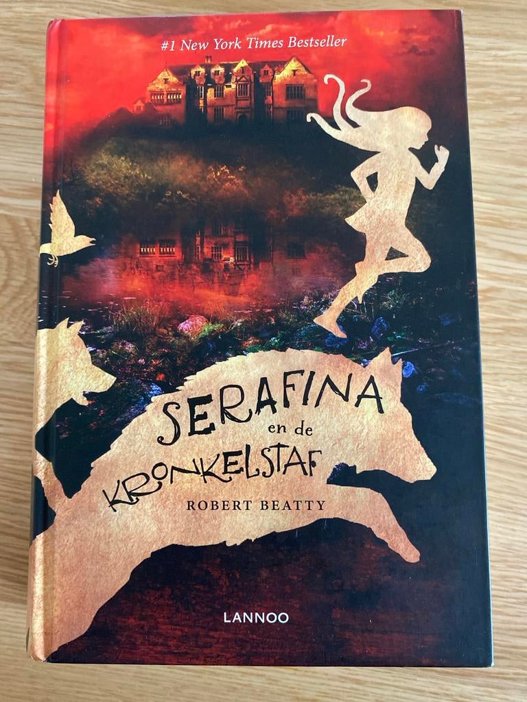 Serafina en de Kronkelstaf - Robert Beatty (Jeugdboek), Boeken, Ophalen of Verzenden, Zo goed als nieuw, Fictie