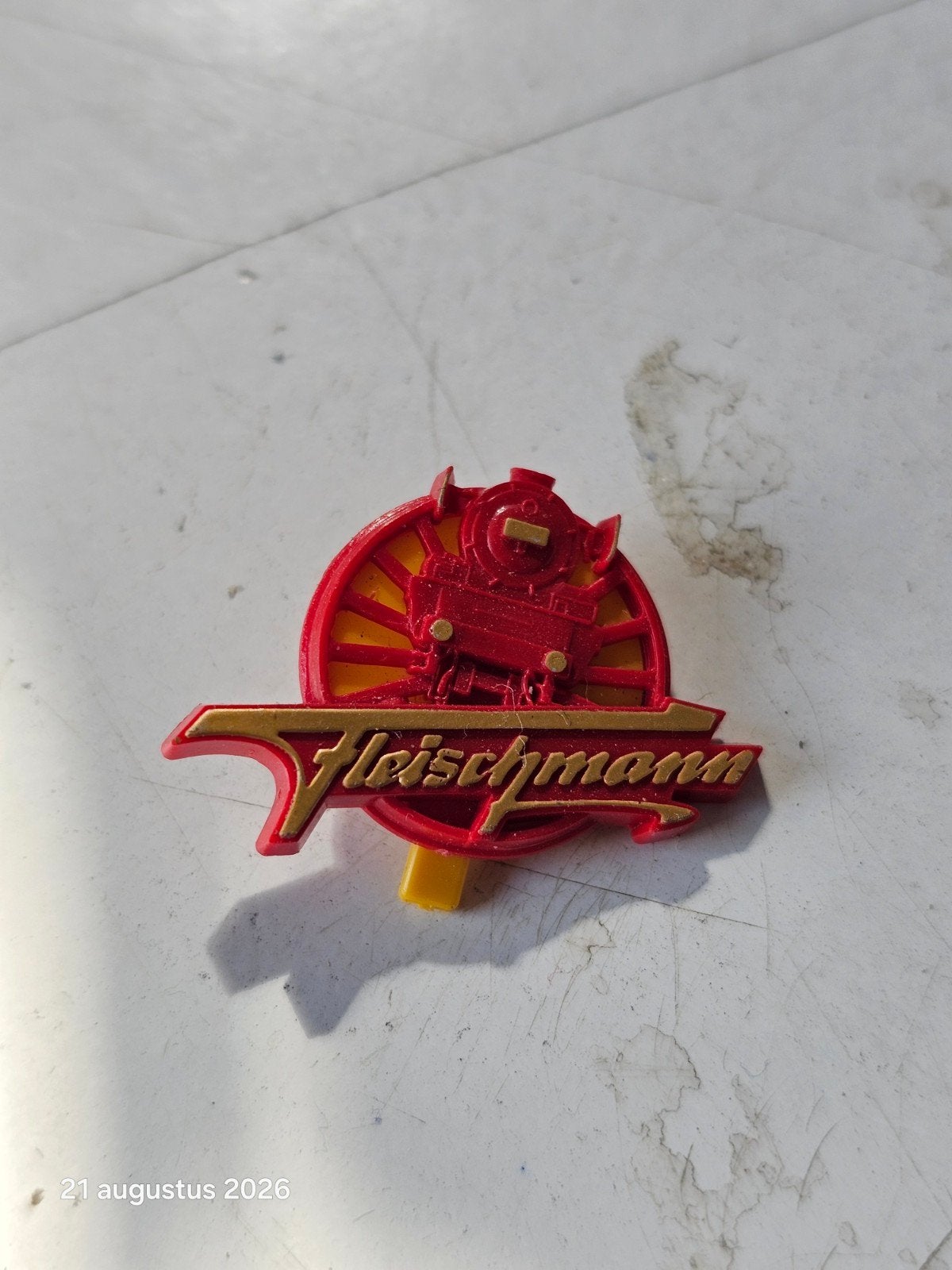 Fleischmann modeltrein pin / speldje - jaren '60 reclame, Ophalen of Verzenden, Gebruikt, Merk, Speldje of Pin