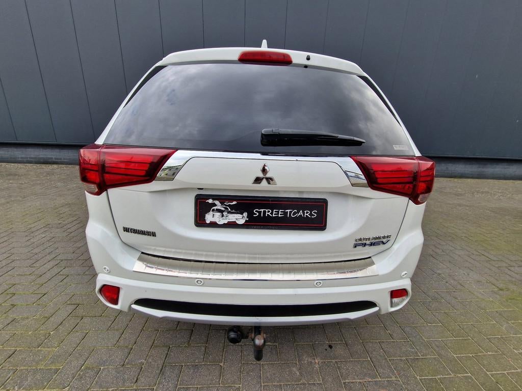 Mitsubishi Outlander 2.0 PHEV Premium, Wit, Bedrijf, Vierwielaandrijving, Hybride Elektrisch/Benzine