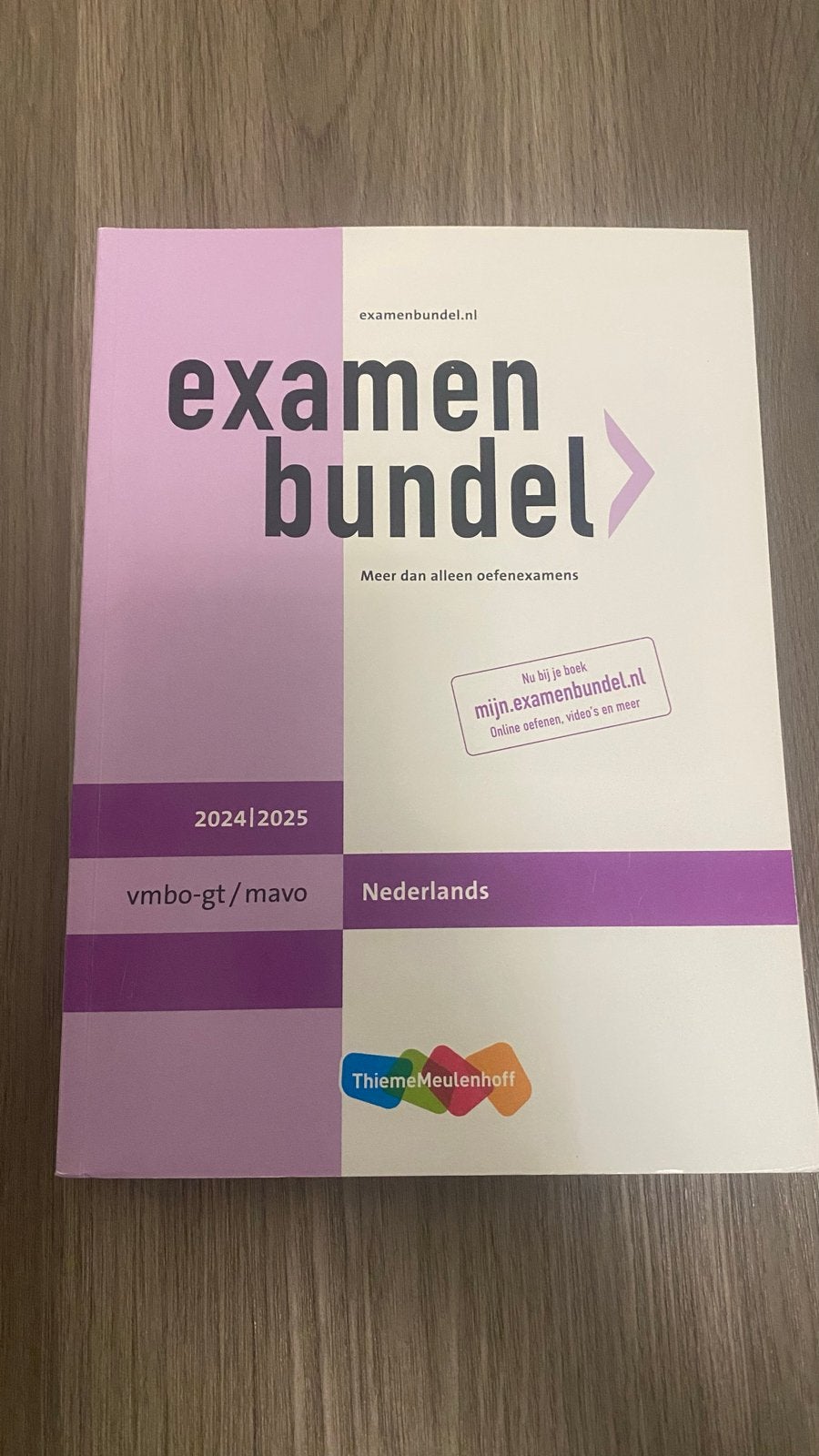 Examenbundel NEDERLANDS & ECONOMIE vmbo/mavo 2024/2025, Boeken, Schoolboeken, Ophalen, Zo goed als nieuw, VMBO, Nederlands