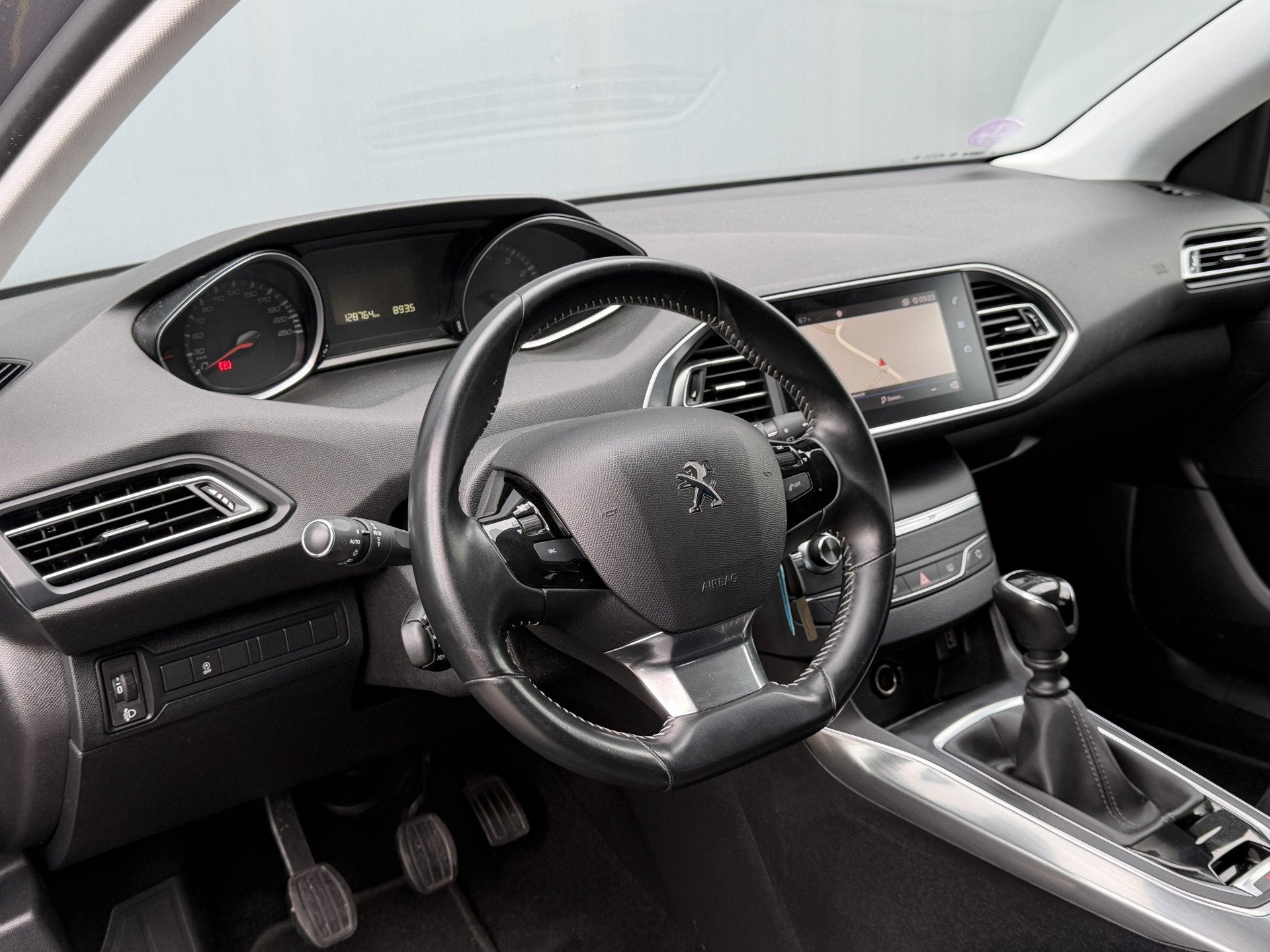 Peugeot 308 SW BWJ 2020 | 1.2T 111PK ACTIVE | CLIMA | NAVI |, Auto's, Voorwielaandrijving, Stof, Gebruikt, 1199 cc