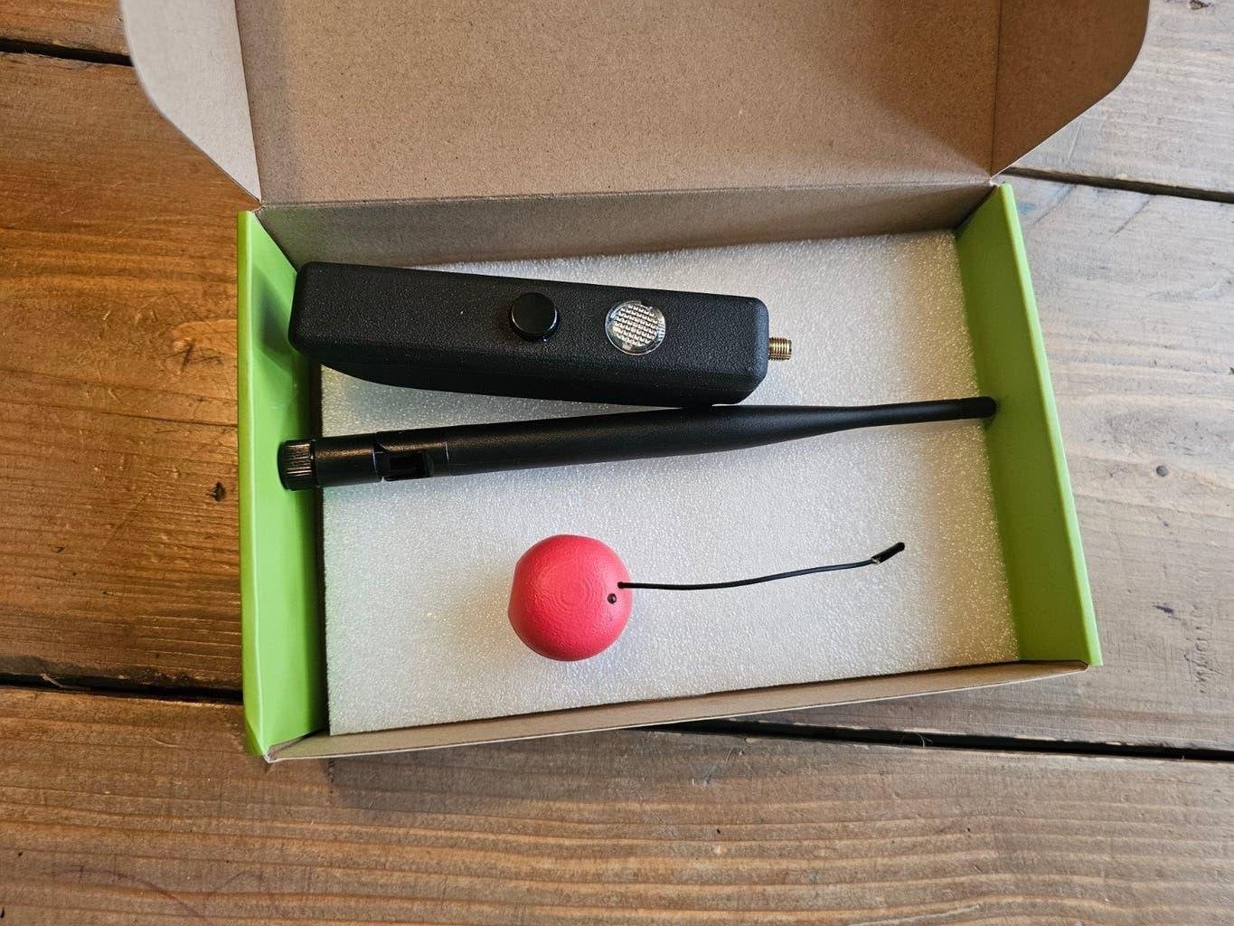 Seeed Studio Loko GPS Tracker – LoRa P2P & LoRaWAN – 14 gram, Ophalen of Verzenden, Zo goed als nieuw, Zender en Ontvanger