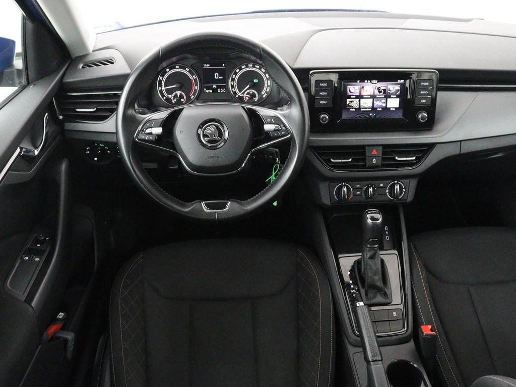 Skoda Scala 1.0 TSI Ambition | Automaat | Trekhaak | Carplay, Gebruikt, Euro 6, Blauw, 620 kg