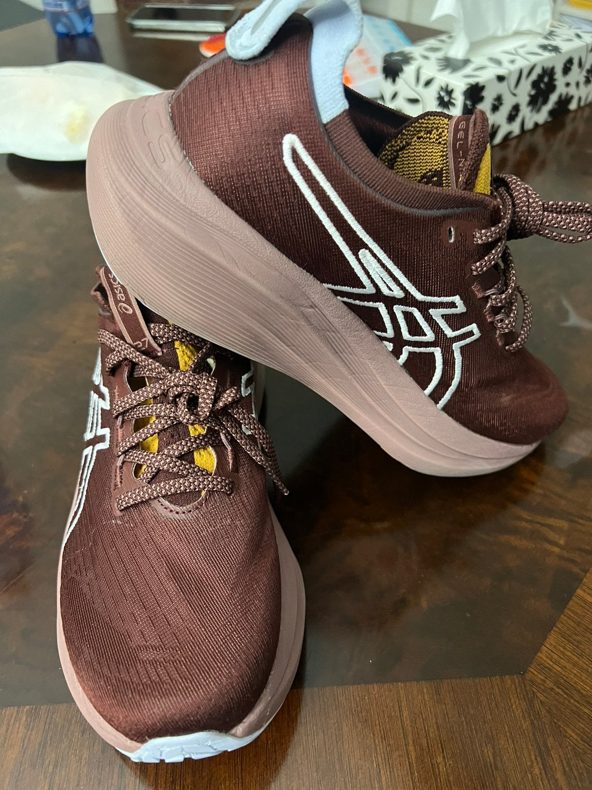 Asics vrouwschoenen, Ophalen of Verzenden, Zo goed als nieuw