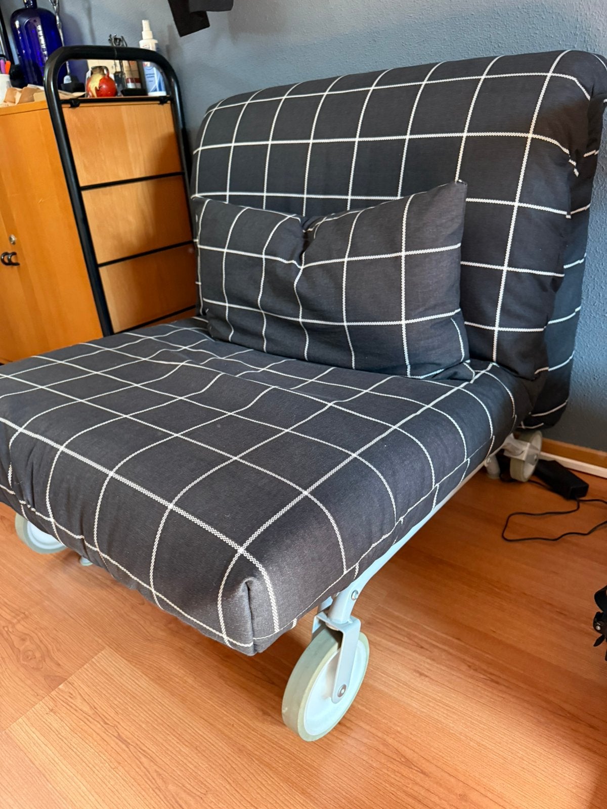 Ikea Lycksele bedstoel, Ophalen, Zo goed als nieuw, Eenpersoons, Zwart