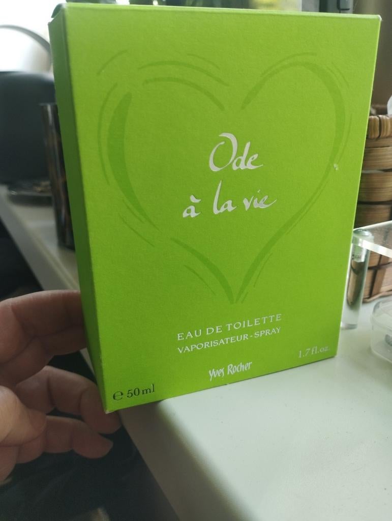 Ode a la vie Yves Rocher 50 ml vintage, Sieraden, Tassen en Uiterlijk, Uiterlijk | Parfum, Ophalen of Verzenden, Nieuw