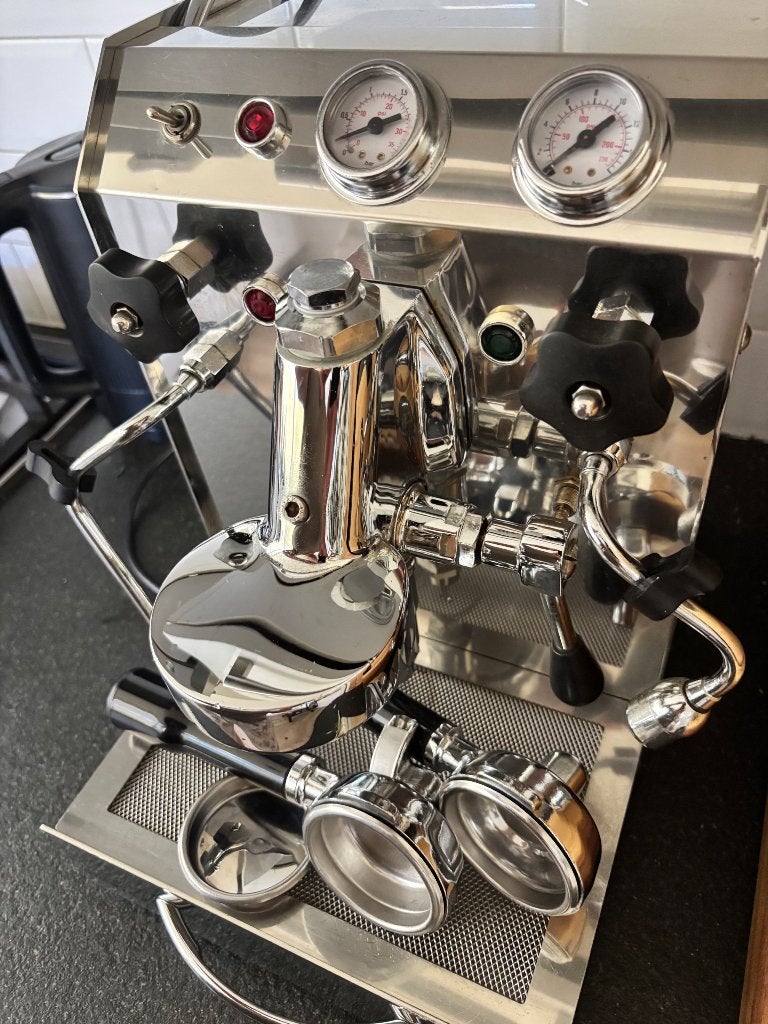 Isomac TEA espressomachine, Gebruikt, Espresso apparaat, 10 kopjes of meer, Gemalen koffie