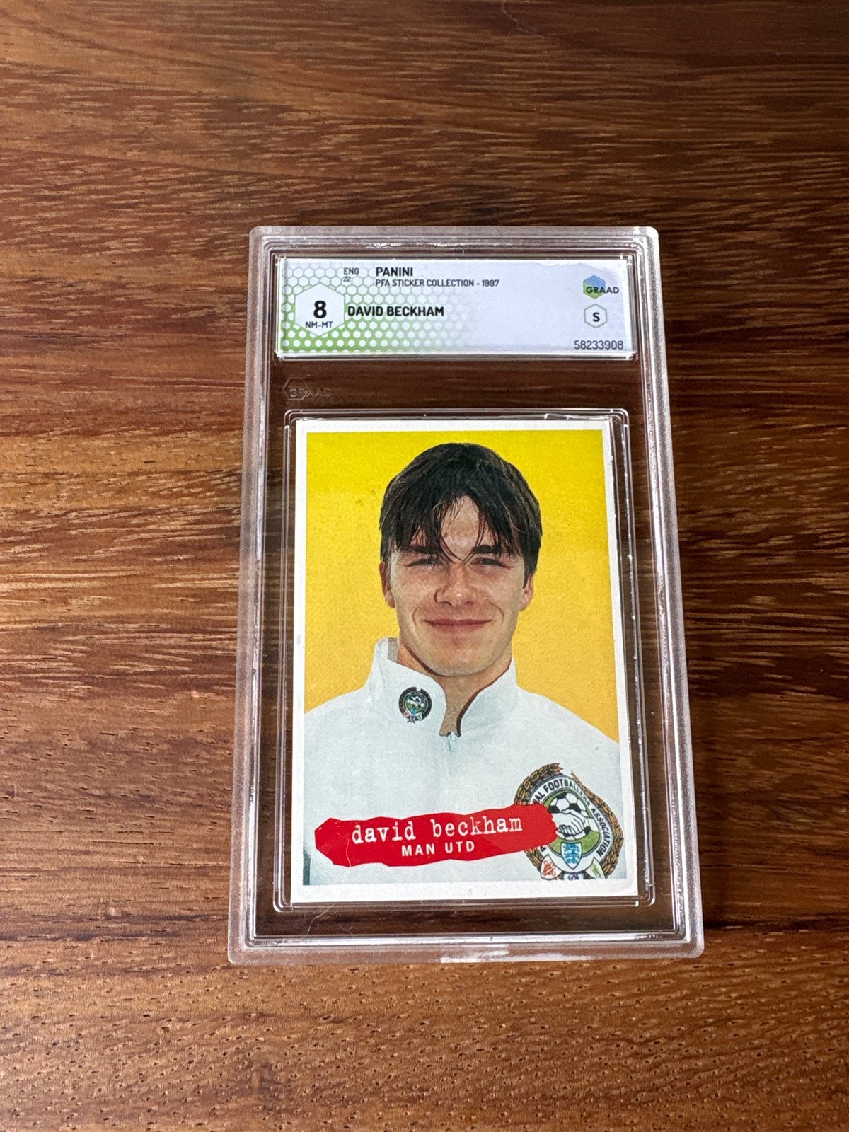 David Beckham Panini Sticker 1997 GRAAD 8, Verzamelen, Ophalen of Verzenden, Zo goed als nieuw, Buitenlandse clubs, Poster, Plaatje of Sticker