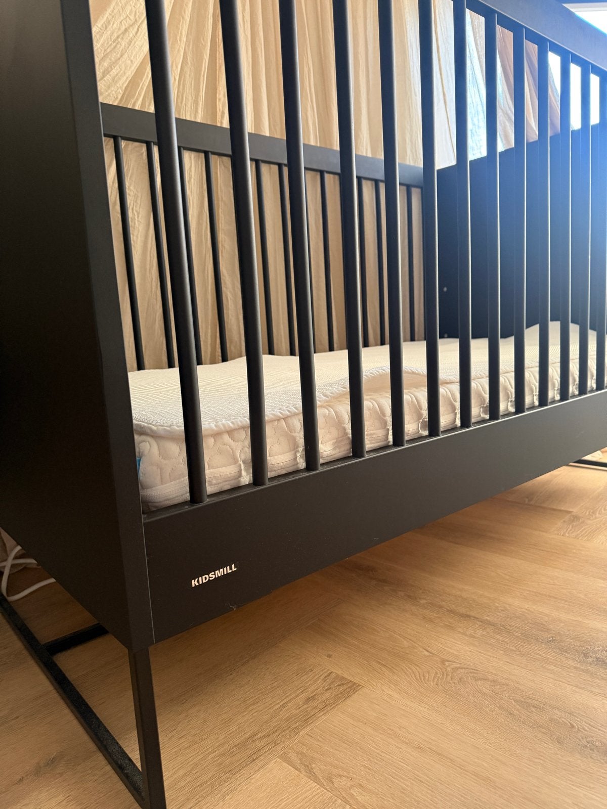 Kidsmill Intense Ledikant 140x70, Ophalen, Zo goed als nieuw, Ledikant