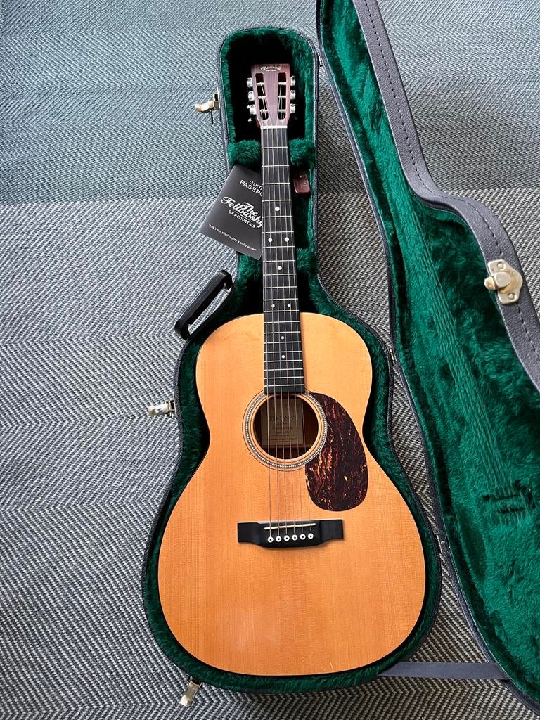 Martin 000-16SGT, Muziek en Instrumenten, Snaarinstrumenten | Gitaren | Akoestisch, Ophalen, Zo goed als nieuw, Western- of Steelstringgitaar