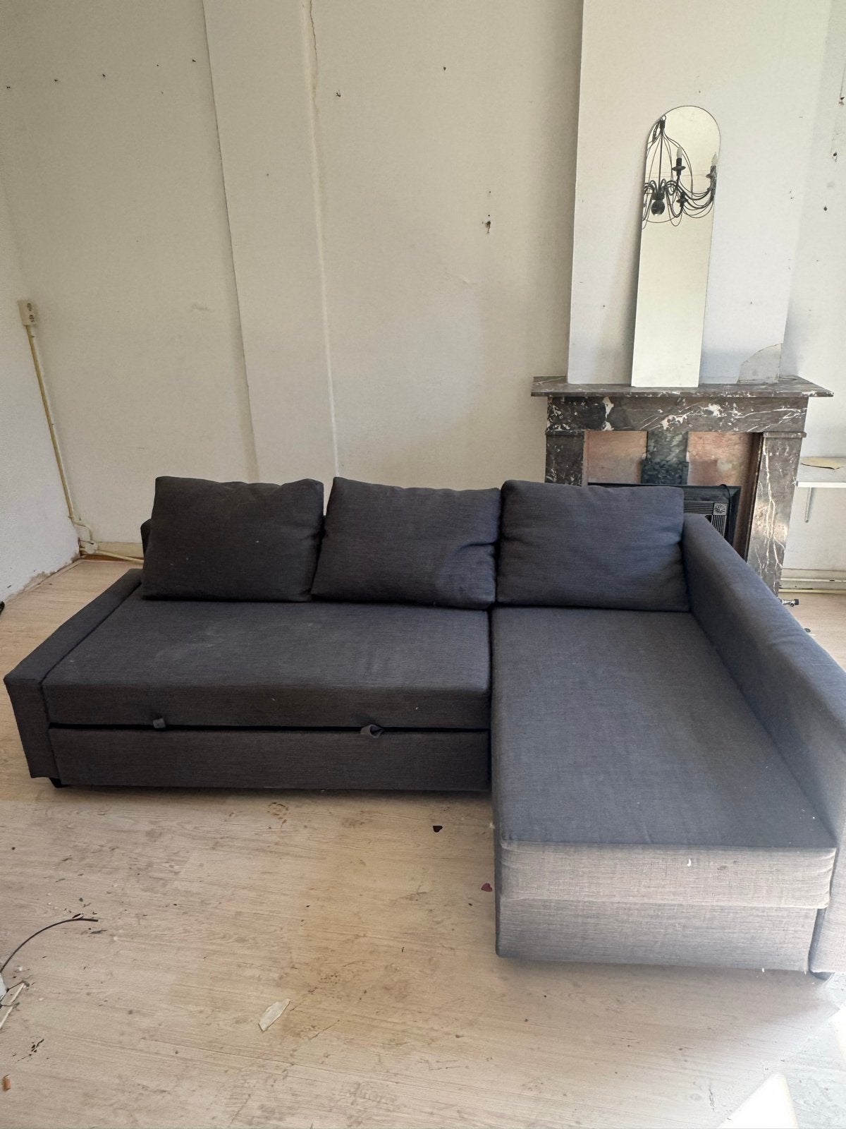 Donkergrijze Hoekbank met Slaapfunctie, Huis en Inrichting, Ophalen, Gebruikt, 100 tot 125 cm, Hoekbank