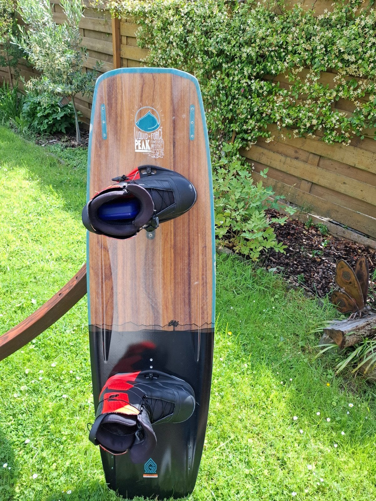 Liquid Force Peak Wakeboard met Ronix code 55 bindingen, Ophalen of Verzenden, Zo goed als nieuw