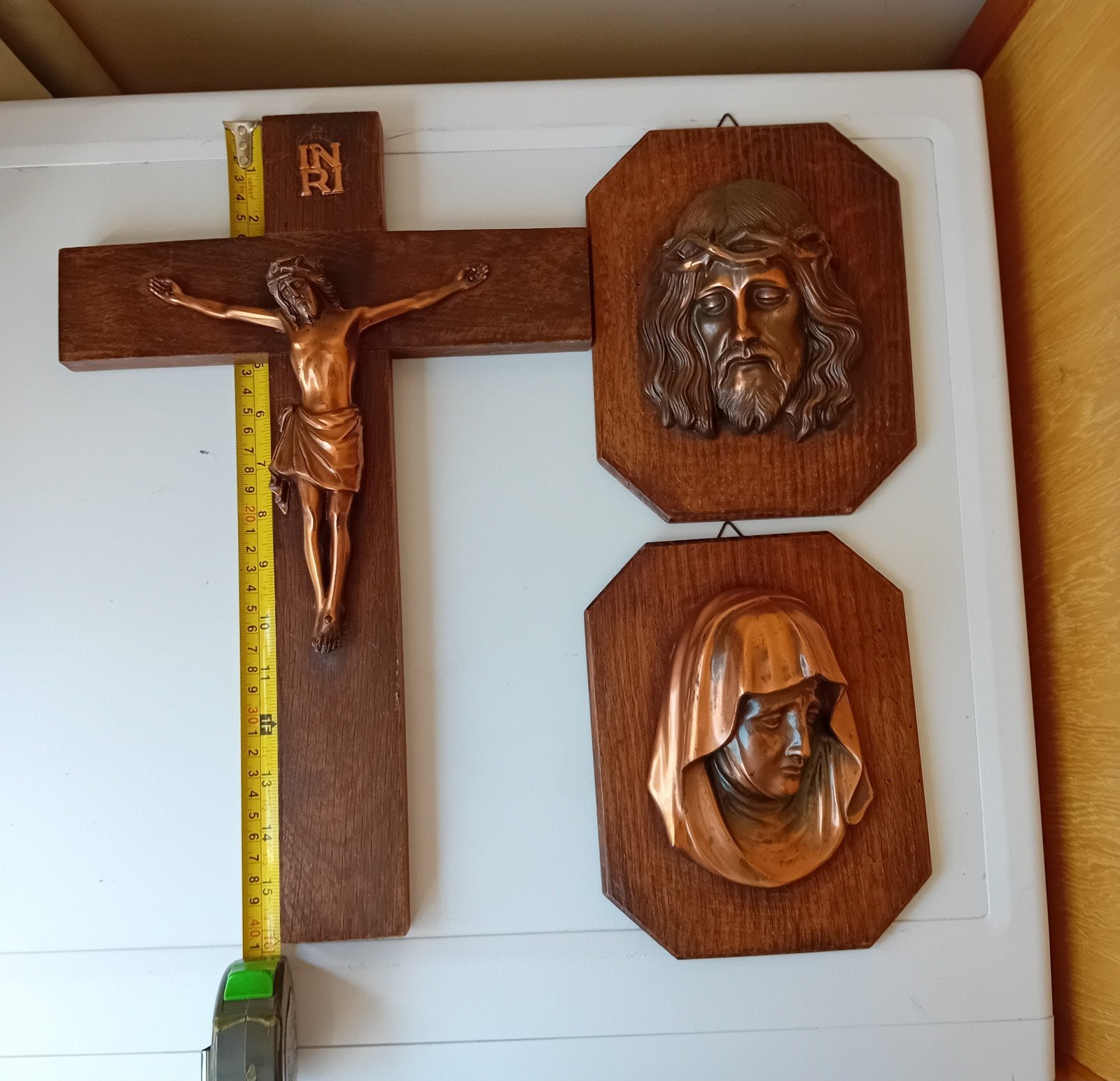 kruis +2 muurhangrrs (jezus/maria), Ophalen