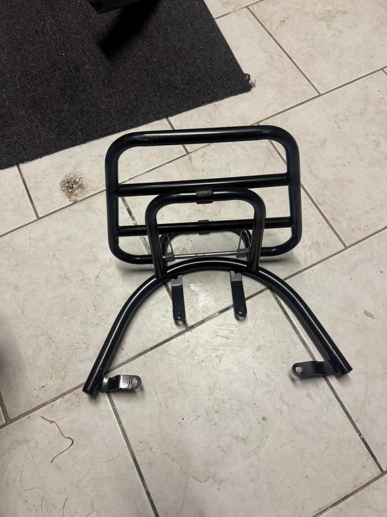 Piaggio zip klapdrager zwart en chrome per stuk 20€, Ophalen of Verzenden, Zo goed als nieuw, Overige typen, Piaggio