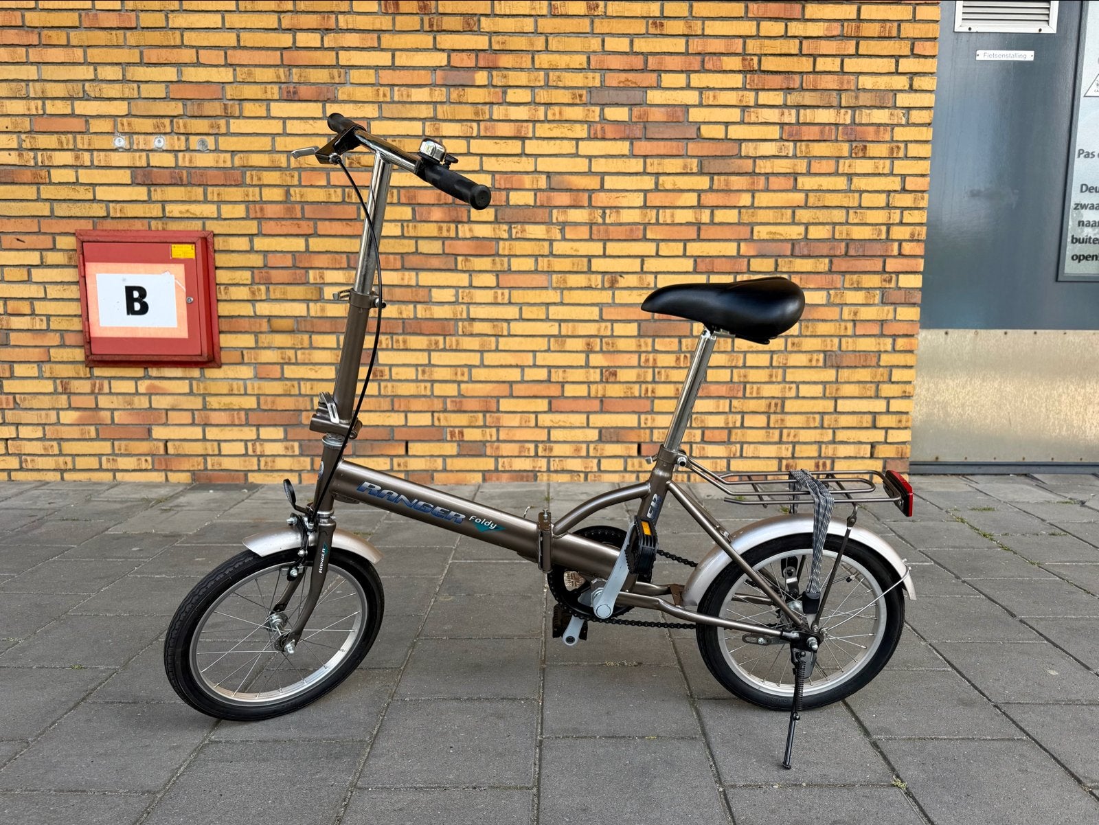 Ranger Vouwfiets (GOEDE STAAT: RIJKLAAR), Gebruikt, Velgrem, 16 tot 18 inch, Totaal opvouwbaar