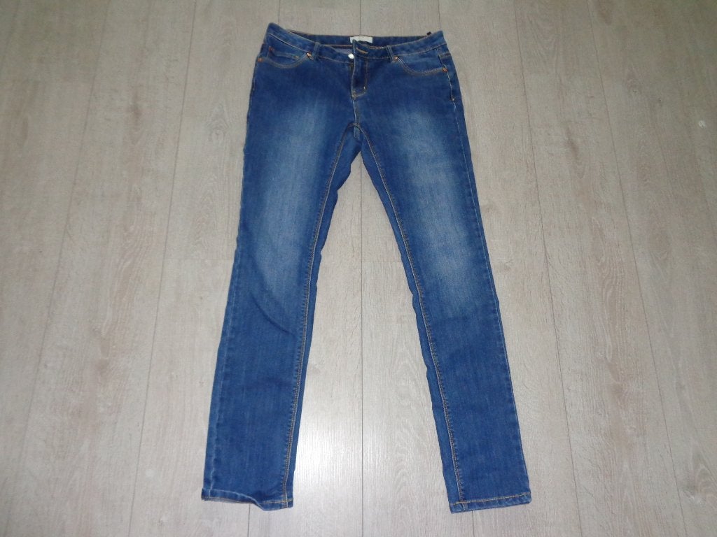 mooie damesspijkerbroek van MKT Studio, maat 30, Kleding | Dames, Ophalen of Verzenden, Zo goed als nieuw, Blauw, W30 - W32 (confectie 38/40)