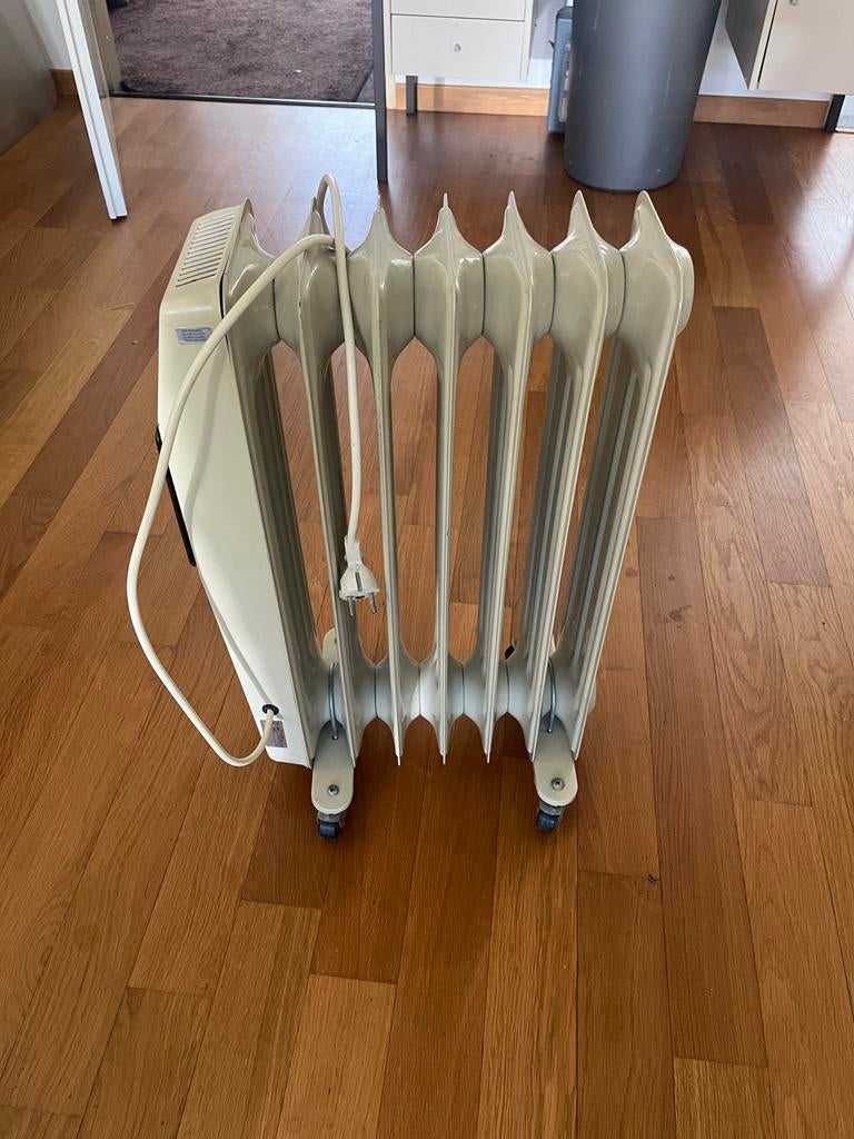 Oliegevulde elektrische kachel - Olavsom, Gebruikt, Kachel, Ophalen of Verzenden, 60 tot 150 cm