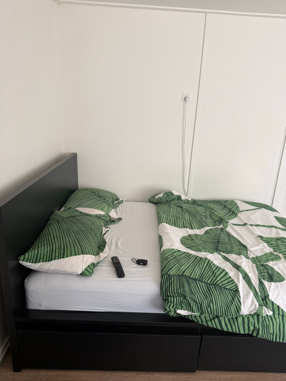 IKEA Malm bed met lades - Zwartbruin, 180x200 cm, Zwart, Tweepersoons, Ophalen of Verzenden, Zo goed als nieuw