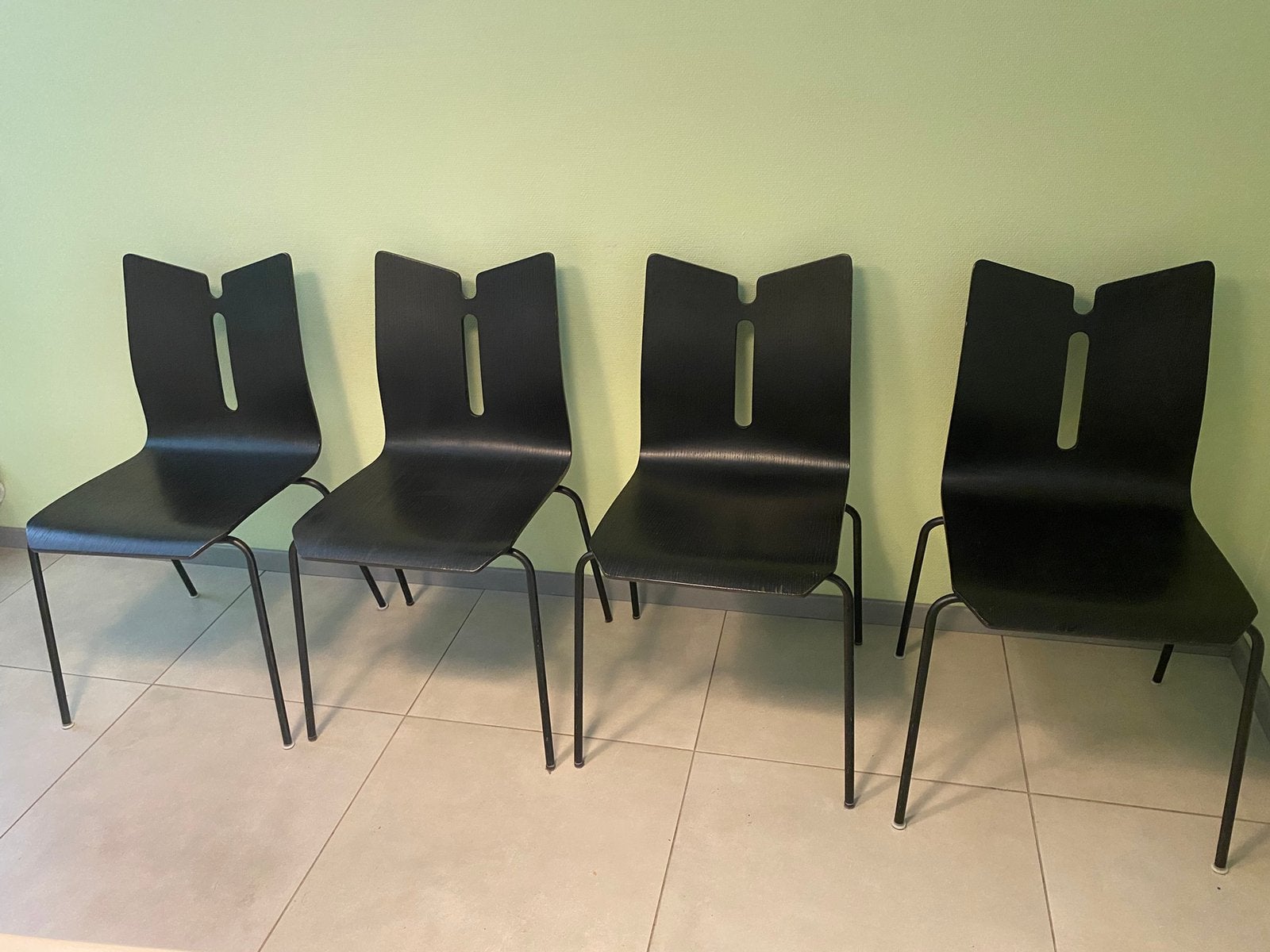 Zwarte design eetkamerstoelen, Huis en Inrichting, Stoelen, Ophalen, Modern design, Gebruikt, Zwart