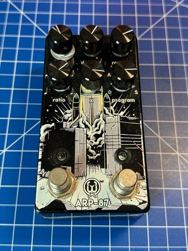 Walrus Audio Limited Edition Luna ARP-87 delay, Muziek en Instrumenten, Effecten, Ophalen of Verzenden, Zo goed als nieuw, Delay of Echo