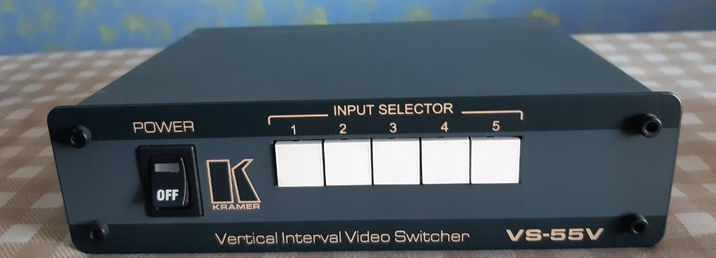 Kramer VS-55V video Switcher, Ophalen of Verzenden, Gebruikt, Video