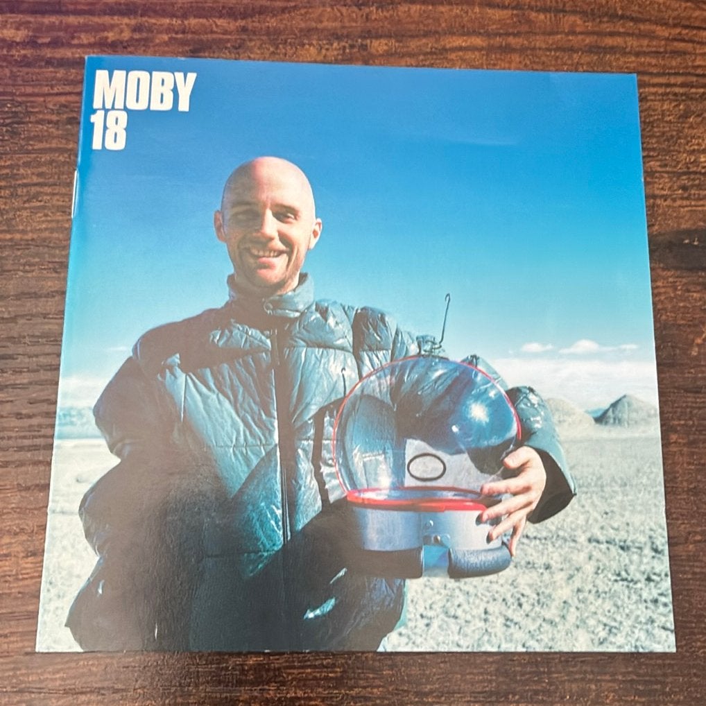 CD Moby - 18, Inclusief doosje, Ophalen of Verzenden, Zo goed als nieuw, Electro