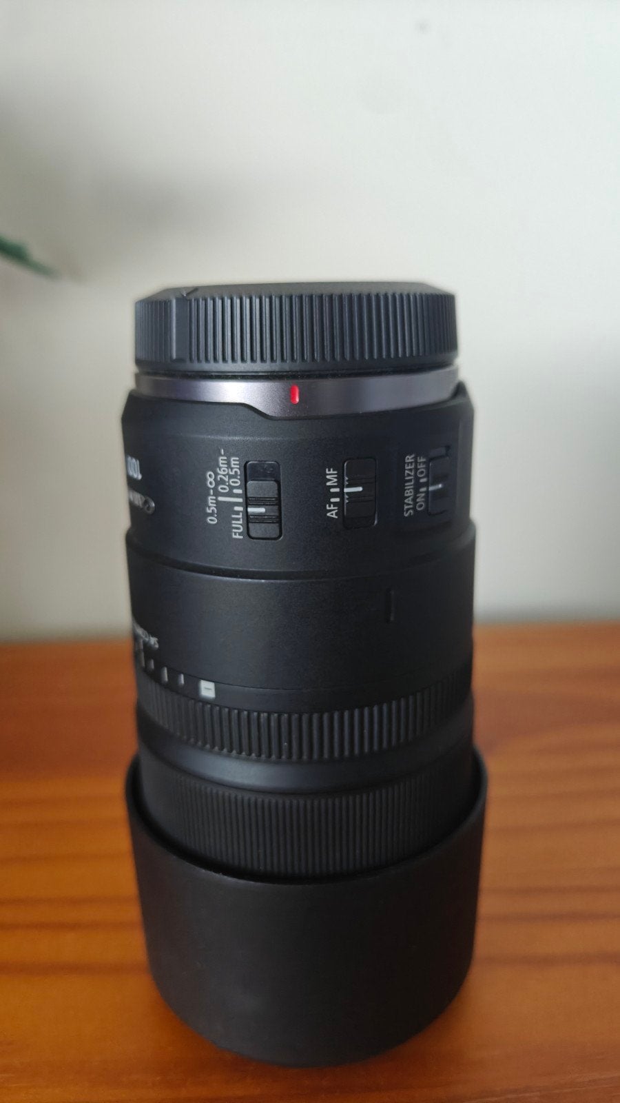Canon RF 100mm f/2.8L Macro IS USM Lens, Audio, Tv en Foto, Ophalen, Canon, Zonnekap, Canon RF