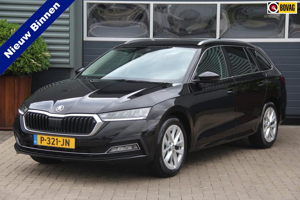 Skoda Octavia Combi 1.0 e-TSI Business Edition Plus | HUD |, Automatische klimaatregeling, Gebruikt, Euro 6, 1253 kg