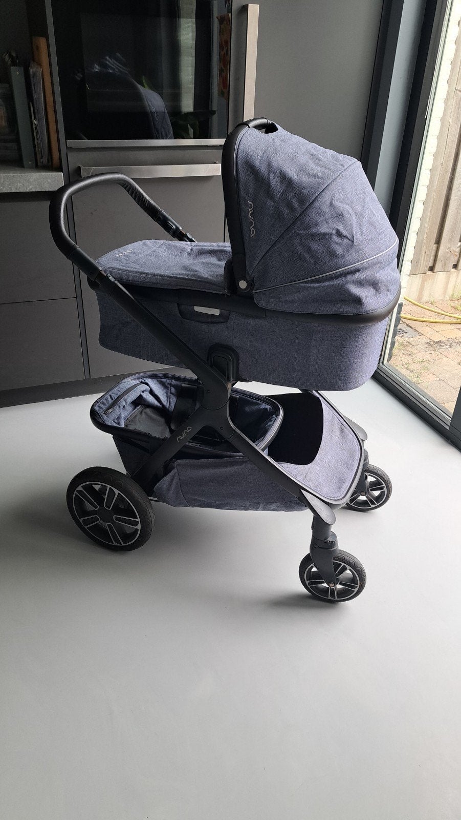 Nuna Demi Grow Aspen kinderwagen met reiswieg en zitje, Zo goed als nieuw, Combiwagen, Verstelbare duwstang, Ophalen