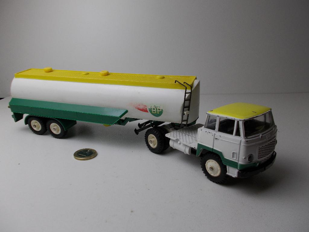 1963 Dinky Supertoys 887 TRACTEUR UNIC AIR BP TANKER I.g.st., Hobby en Vrije tijd, Modelauto's | 1:43, Ophalen of Verzenden, Zo goed als nieuw