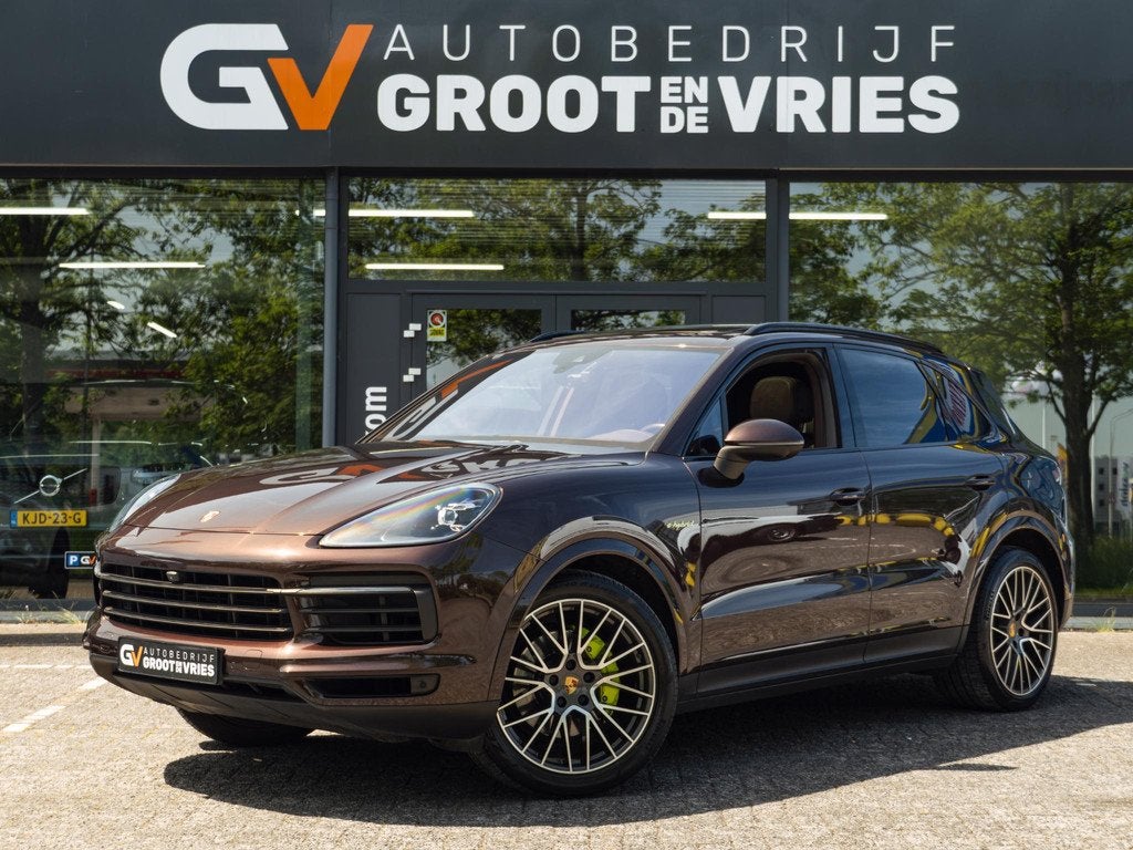 Porsche Cayenne 3.0 E-Hybrid |Chrono|Pano|Bose|Club Leder|Tr, Cayenne, 14 kWh, Gebruikt, Euro 6