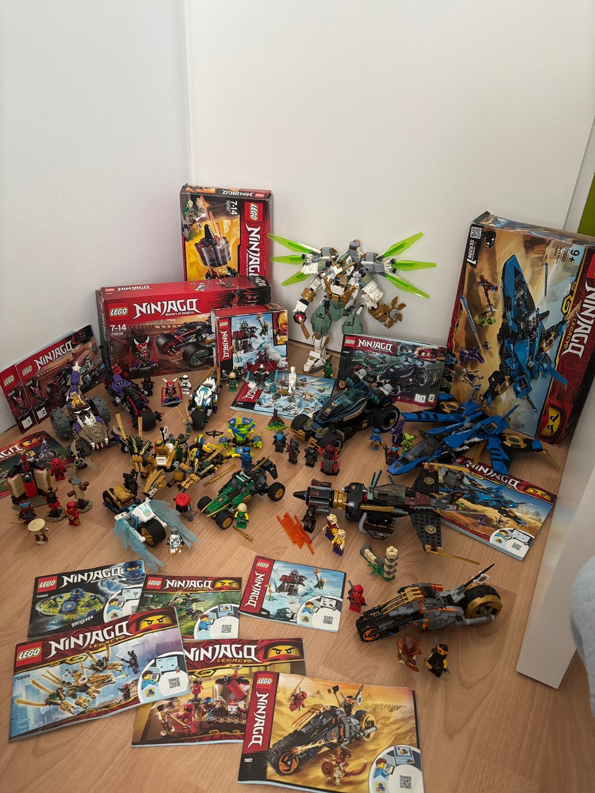 Grote LEGO Ninjago collectie met sets en minifiguren, Kinderen en Baby's, Speelgoed | Duplo en Lego, Lego, Ophalen of Verzenden