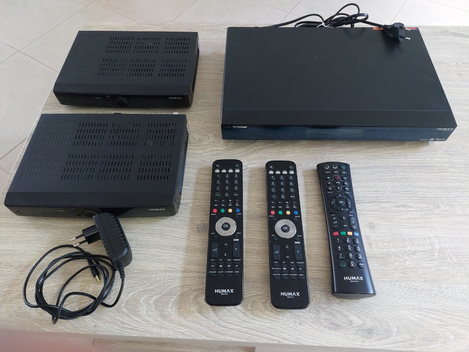 Humax HD ontvanger / recorder set – 3 apparaten, Ophalen of Verzenden, Gebruikt, Harddiskrecorder